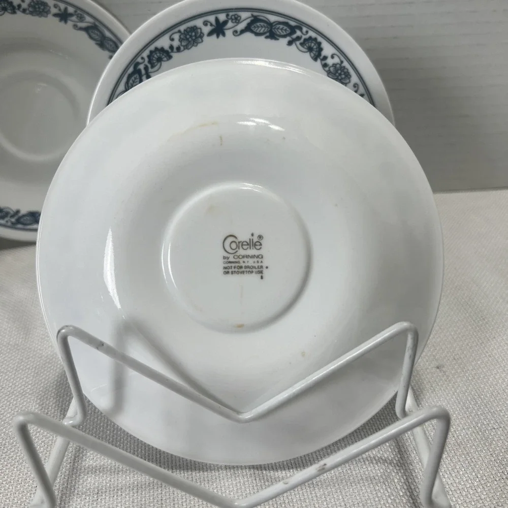 Set Of 4 Vintage 1970's  Corning Corelle Old Town Blue Saucers - 6-1/8